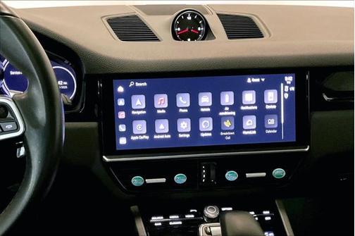 2023 Porsche Cayenne