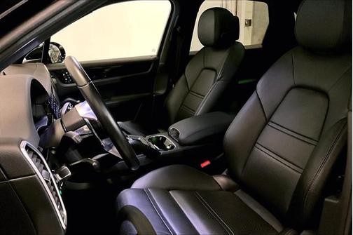 2023 Porsche Cayenne