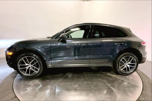2025 Porsche Macan 