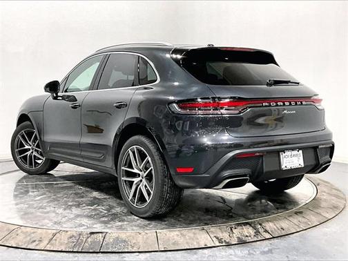 2026 Porsche Macan 