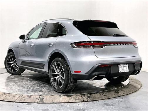 2026 Porsche Macan 