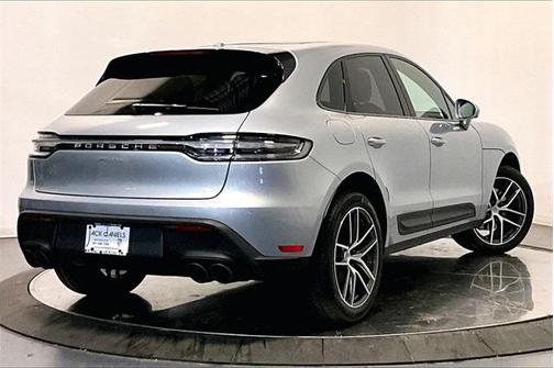 2025 Porsche Macan 