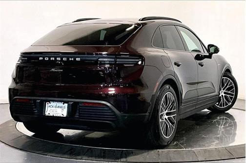 2025 Porsche Macan 