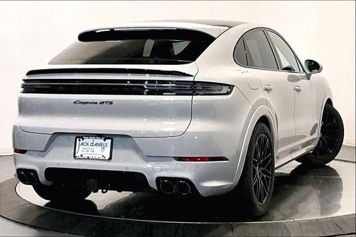 2026 Porsche Cayenne GTS