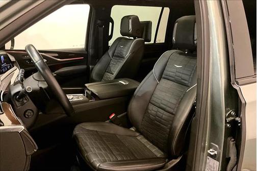 2023 Cadillac Escalade ESV Sport Platinum