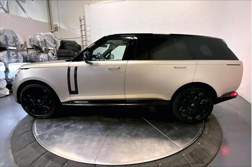 2023 Land Rover Range Rover First Edition