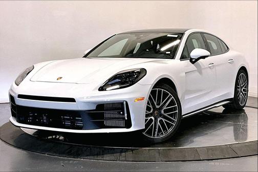 2026 Porsche Panamera 