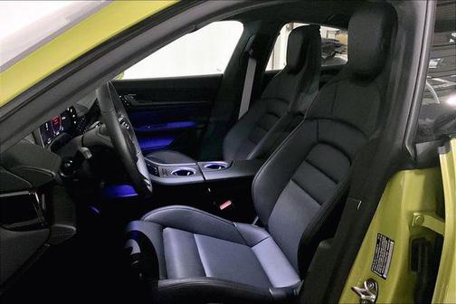 2025 Porsche Taycan 4S