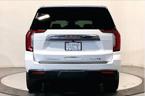 2024 GMC Yukon XL 4WD AT4