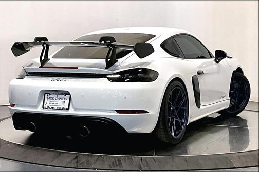 2025 Porsche 718 Cayman GT4 RS