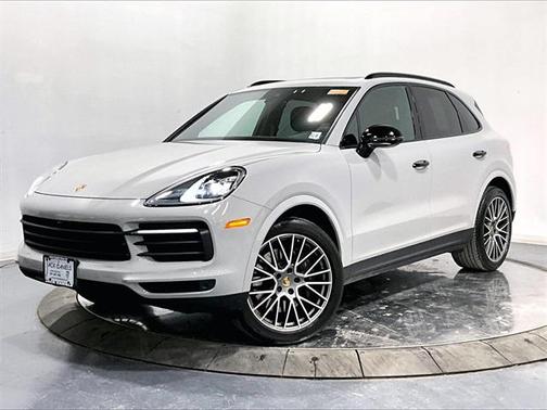 2023 Porsche Cayenne Platinum Edition
