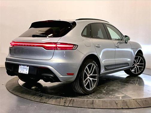 2025 Porsche Macan 