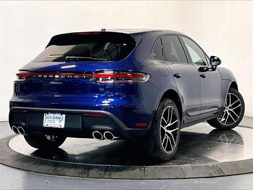 2026 Porsche Macan 