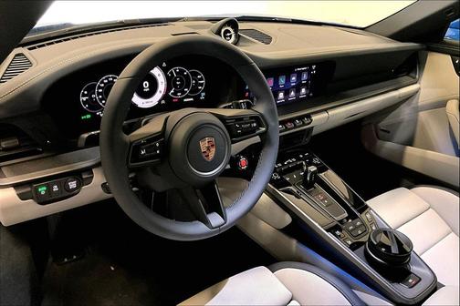 2026 Porsche 911 Carrera