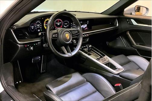 2022 Porsche 911 Turbo S
