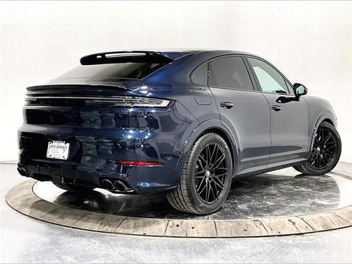 2026 Porsche Cayenne GTS
