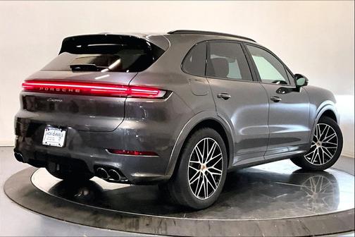 2025 Porsche Cayenne Cayenne