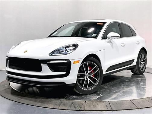 2025 Porsche Macan S