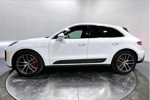 2025 Porsche Macan S