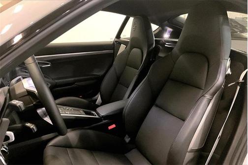 2025 Porsche 718 Cayman 