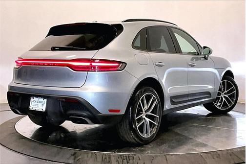 2025 Porsche Macan 