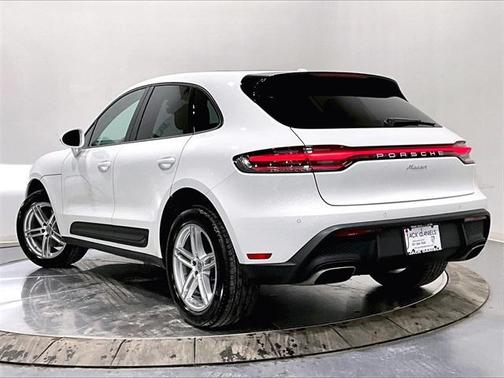 2026 Porsche Macan 