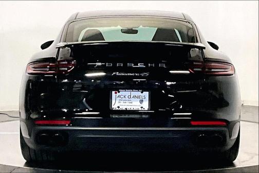 2020 Porsche Panamera 4S