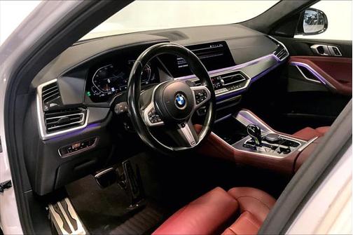2022 BMW X6 xDrive40i