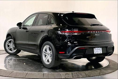 2026 Porsche Macan 