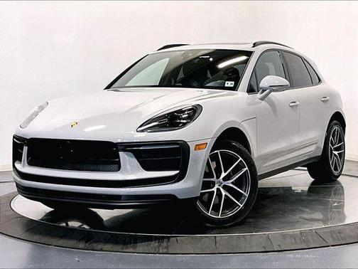 2025 Porsche Macan 
