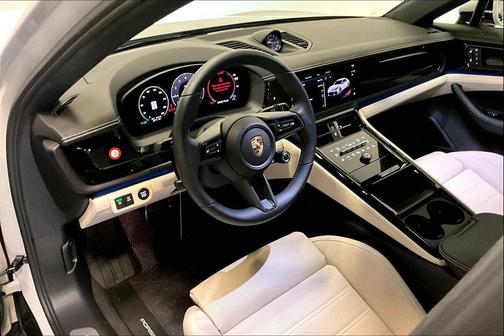 2025 Porsche Panamera GTS