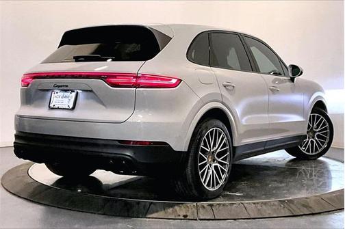 2022 Porsche Cayenne Platinum Edition