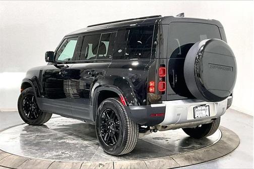 2023 Land Rover Defender 110 S