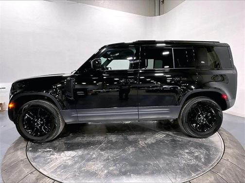 2023 Land Rover Defender 110 S