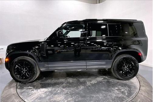 2023 Land Rover Defender 110 S