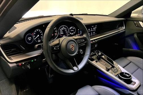 2024 Porsche 911 Carrera