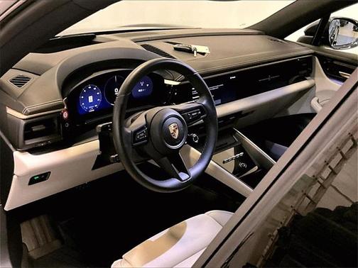 2024 Porsche Macan 4