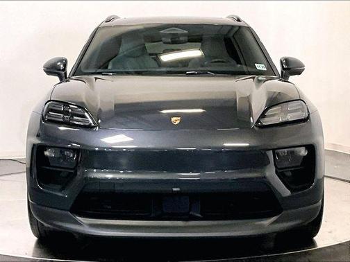 2024 Porsche Macan 4