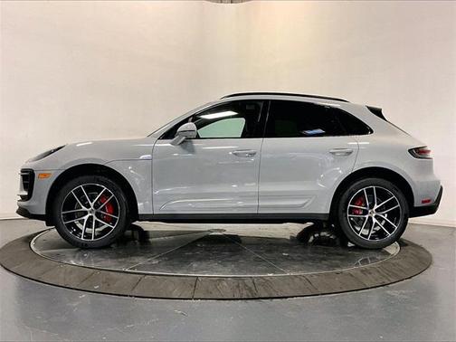 2026 Porsche Macan S