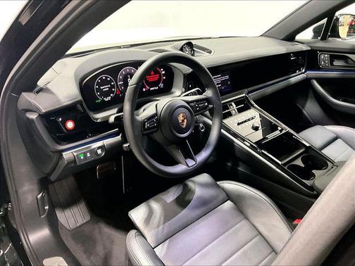 2025 Porsche Panamera 4S