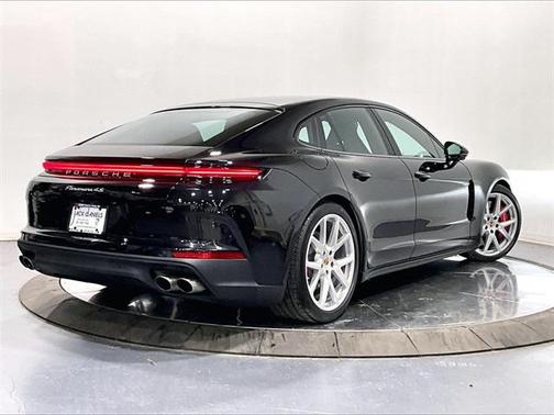 2025 Porsche Panamera 4S