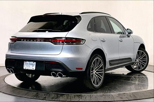 2026 Porsche Macan 