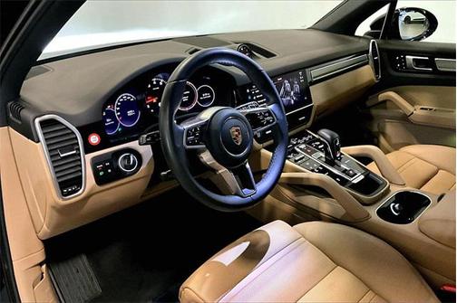 2022 Porsche Cayenne Platinum Edition