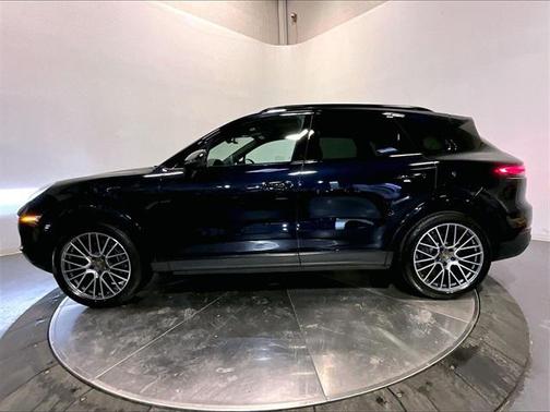 2022 Porsche Cayenne Platinum Edition