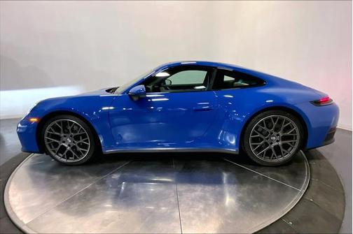 2025 Porsche 911 Carrera