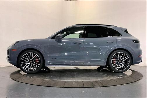 2026 Porsche Cayenne GTS