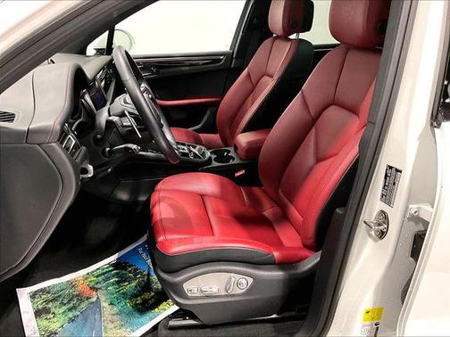 Black 2023 Porsche Macan Macan