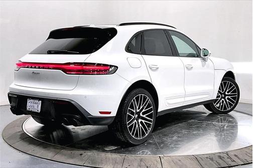 2025 Porsche Macan 