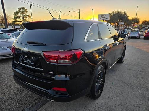2019 Kia Sorento L