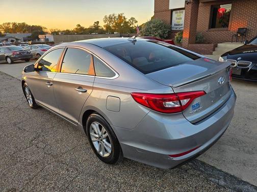 2015 Hyundai SONATA SE